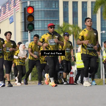 Runner Photo 6475379
