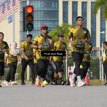 Runner Photo 6475393