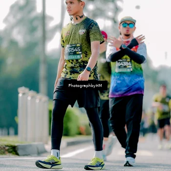 Runner Photo 6475420