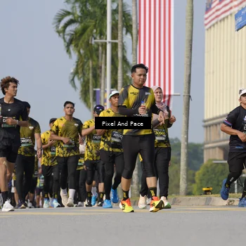 Runner Photo 6475486