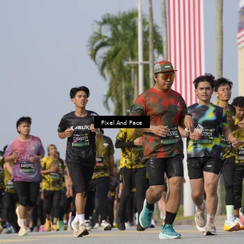 Runner Photo 6475586