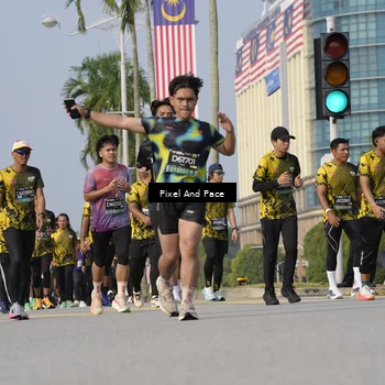 Runner Photo 6475596