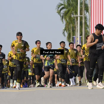 Runner Photo 6475631