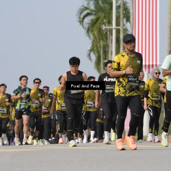 Runner Photo 6475638