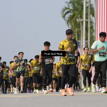 Runner Photo 6475640