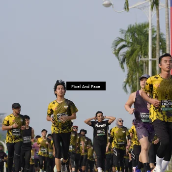 Runner Photo 6475673