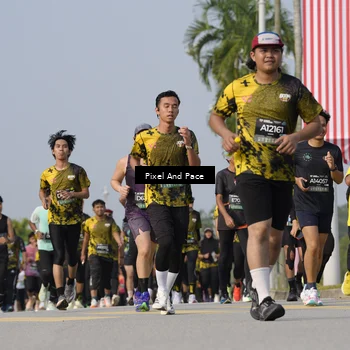 Runner Photo 6475689