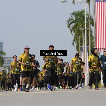 Runner Photo 6475713