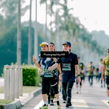 Runner Photo 6475715