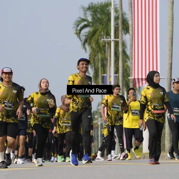Runner Photo 6475729
