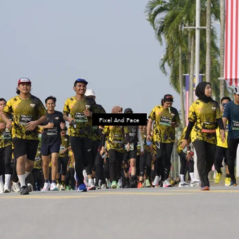 Runner Photo 6475733