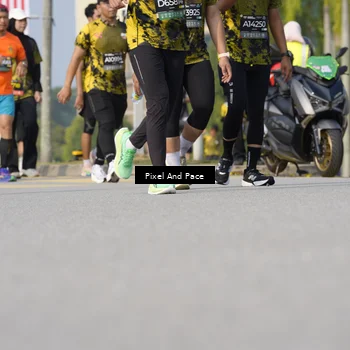 Runner Photo 6475765