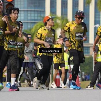 Runner Photo 6475783
