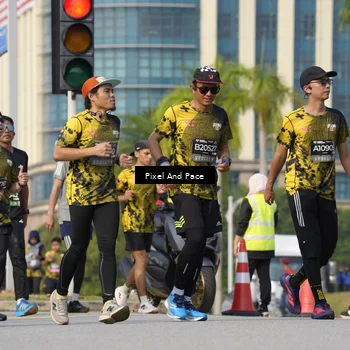 Runner Photo 6475785