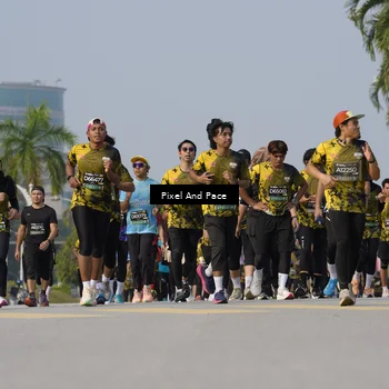Runner Photo 6475813