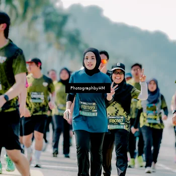 Runner Photo 6475871