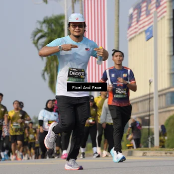 Runner Photo 6475885