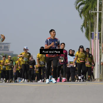 Runner Photo 6475890