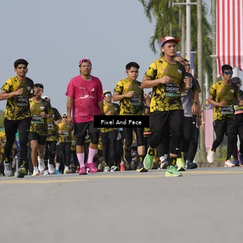 Runner Photo 6475902