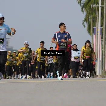Runner Photo 6475906