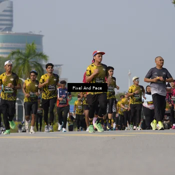 Runner Photo 6475915