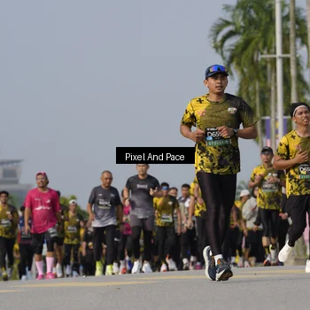 Runner Photo 6475921