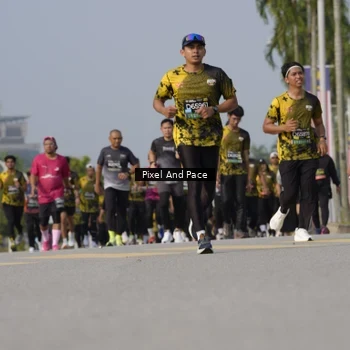 Runner Photo 6475934
