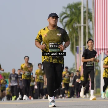 Runner Photo 6475951