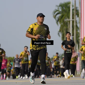 Runner Photo 6475956