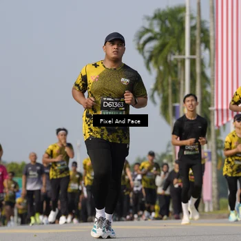 Runner Photo 6475958