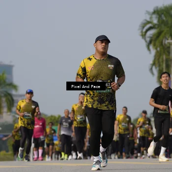 Runner Photo 6475959