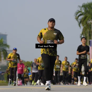 Runner Photo 6475965
