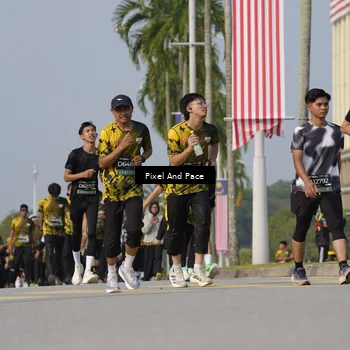 Runner Photo 6475985
