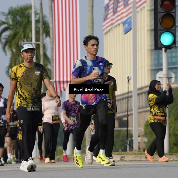 Runner Photo 6476002