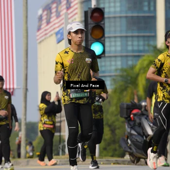 Runner Photo 6476037