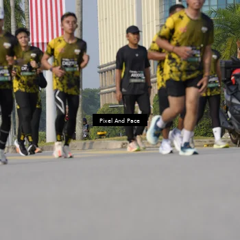 Runner Photo 6476046
