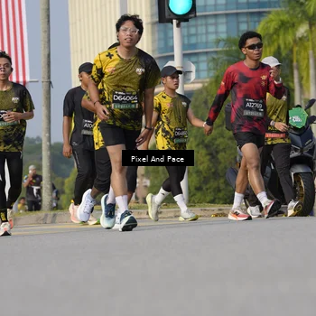 Runner Photo 6476061