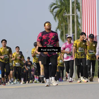Runner Photo 6476145