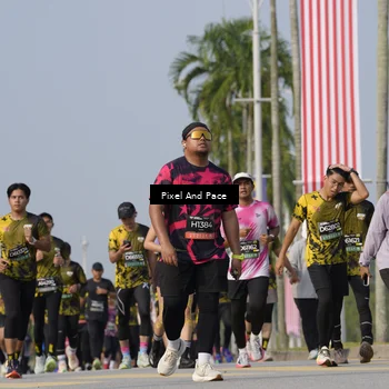 Runner Photo 6476148