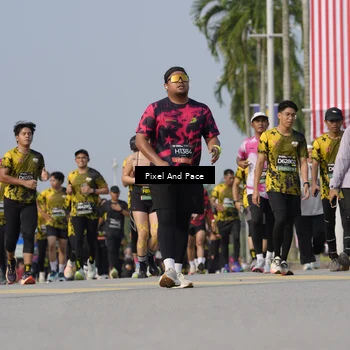 Runner Photo 6476152