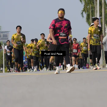 Runner Photo 6476155