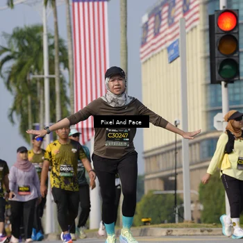 Runner Photo 6476224