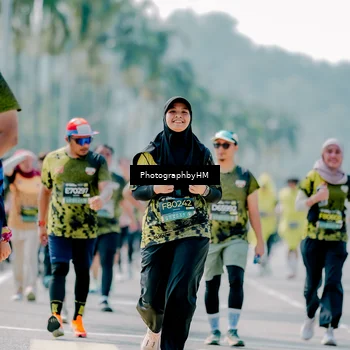 Runner Photo 6476248
