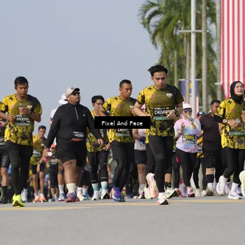 Runner Photo 6476290