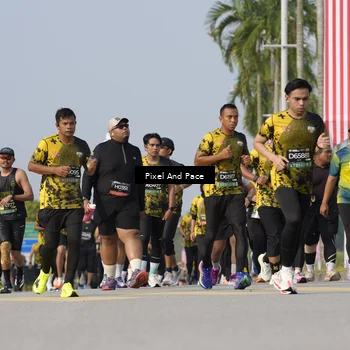 Runner Photo 6476291