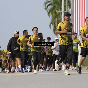 Runner Photo 6476328