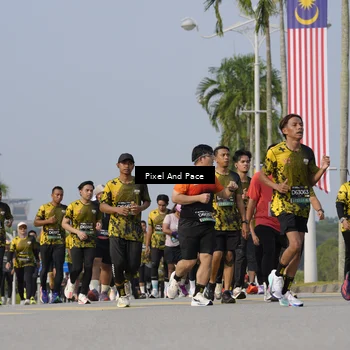 Runner Photo 6476329