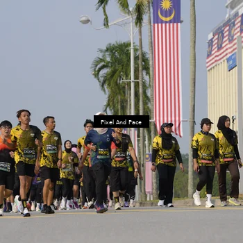 Runner Photo 6476335