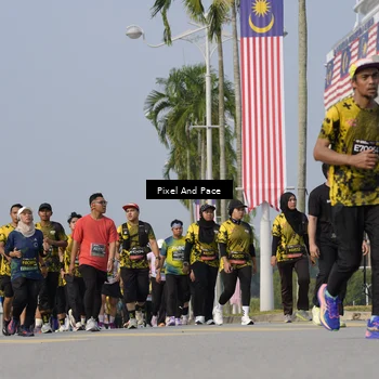 Runner Photo 6476379