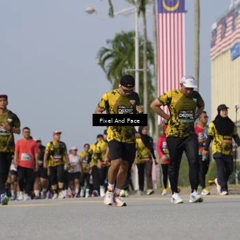 Runner Photo 6476381